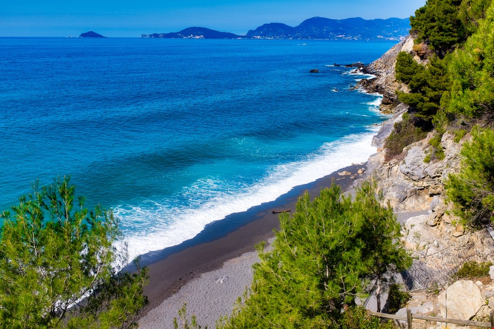 Punta Corvo — mare cristallino